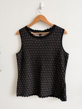 ST. JOHN • Open Knit Sleeveless Top in Black